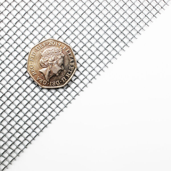 Heavy Duty Galvanised Steel Woven Wire Mesh | 2.5mm Hole - Image 2