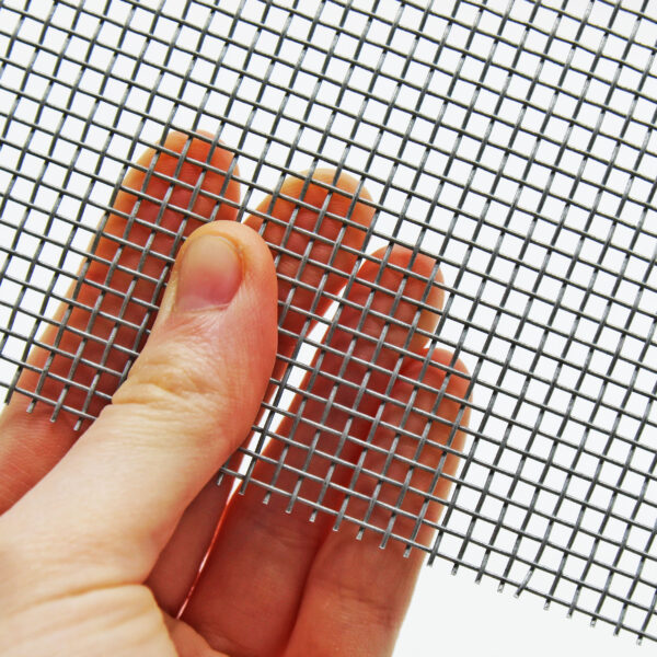 Heavy Duty Galvanised Steel Woven Wire Mesh | 2.5mm Hole - Image 4