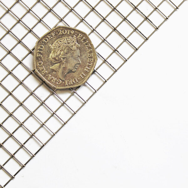 Stainless Steel Welded Metallic Mesh | 1/4" Hole x 0.7mm Wire - Image 4